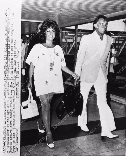 news photo Elizabeth Taylor Richard Burton arrive Heathrow Airport