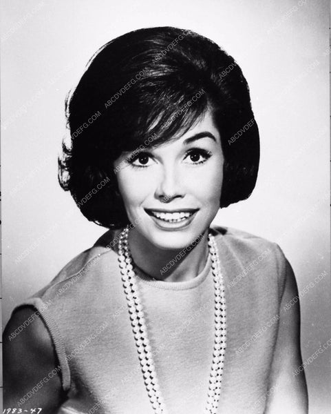 portrait photo of Mary Tyler Moore Thoroughly Modern Millie 2245-07