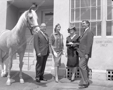 Alan Young Mister Ed behind the scenes studio backlot TV Mr. Ed 45bx01-05