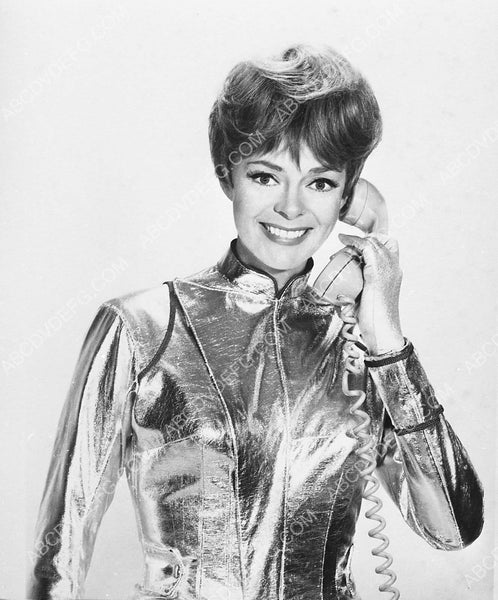 sci-fi-babe-june-lockhart-on-the-telephone-tv-lost-in-space-5611a-03