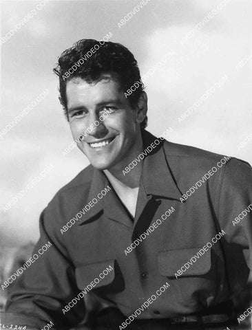 handsome Gordon Scott portrait 8220-29