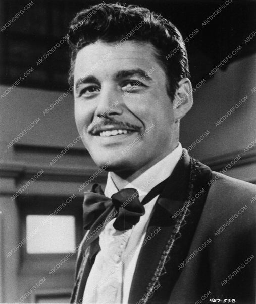 Blog do Dado Macedo: Guy Williams - O Zorro!