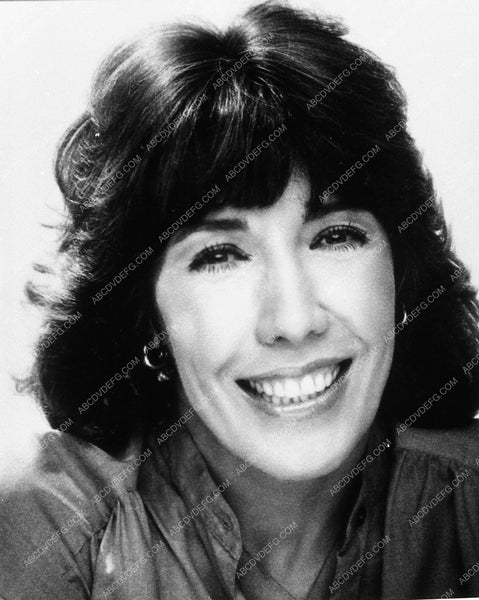 Lily Tomlin portrait 9429-01 – ABCDVDVIDEO