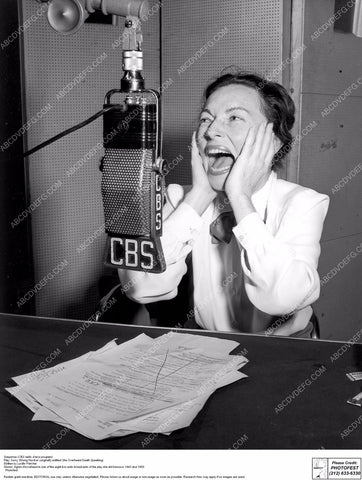 Agnes Moorehead portrait radio broadcast 8b20-1811