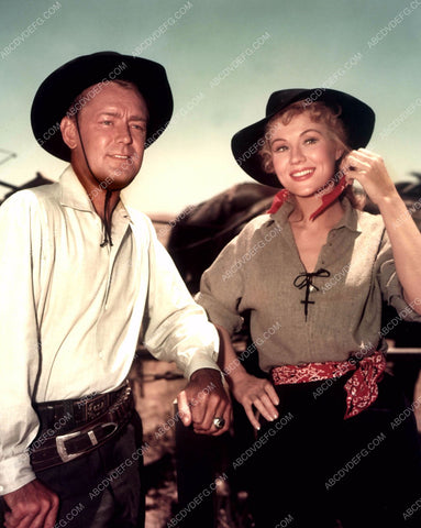 Alan Ladd and some lady 8b20-1831
