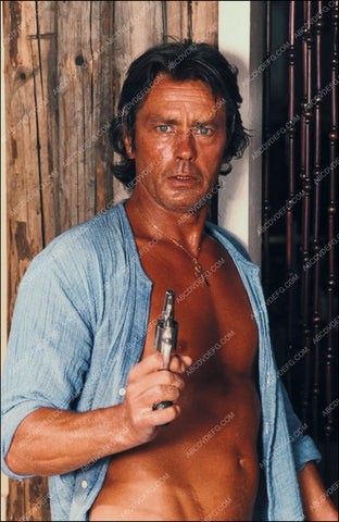 Alain Delon and trusty six shooter 8b20-3644