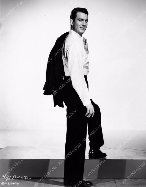 Cliff Robertson portrait 8b20-7533 – ABCDVDVIDEO