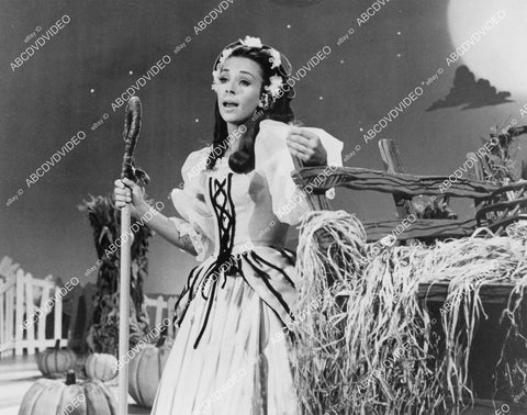 crp-01566 1967 Joanie Sommers as Little Bo Peep TV special Off to See the Wizard crp-01566