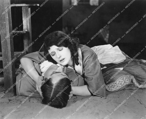 crp18044 1921 Carmel Myers, Periolat silent film The Kiss crp