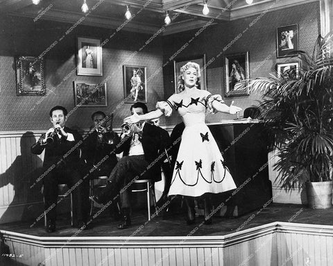 Betty Hutton - 1952 film Somebody Loves Me - 0430-012