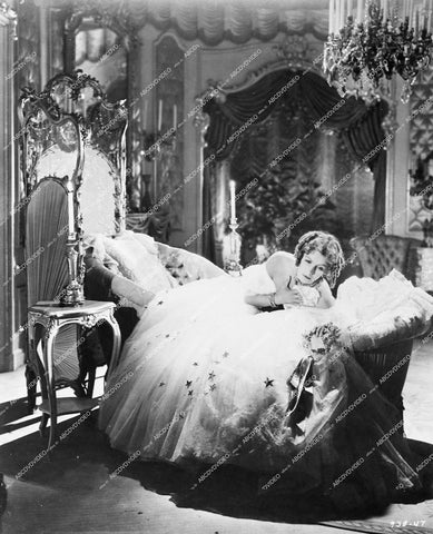 Greta Garbo - 1936 film Camille - 0431-030