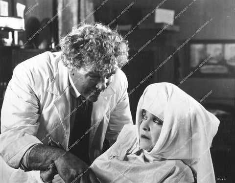 Zasu Pitts, Gibson Gowland - 1924 silent film Greed - 0432-032