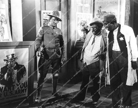 Moran & Mack - George Moran, Charles Mack, Walter Weems - 1930 film Anybody's War - 0433-010