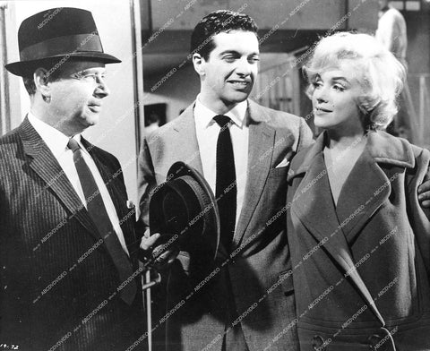 Marilyn Monroe, Frankie Vaughn, Yves Montand - 1960 film Let's Make Love - 0433-031