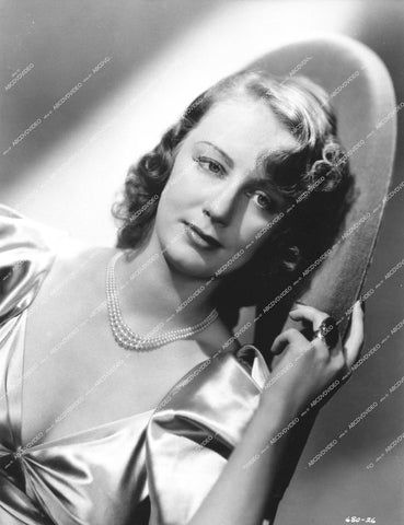 Judith Allen portrait - 0435-034