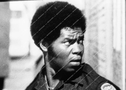 Rod Perry - 1975 TV S.W.A.T. - 0437a-002