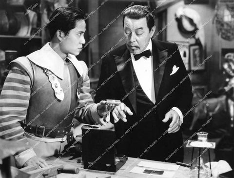 Warner Oland, Keye Luke - 1936 film Charlie Chan at the Opera - 0441-017