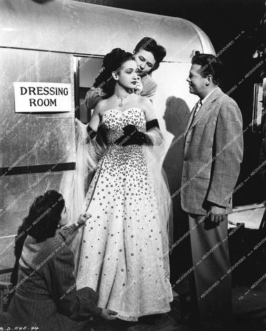 Dorothy Lamour outside dressing room gets visit Jimmy Lloyd - 1949 film Slightly French - 0441-031