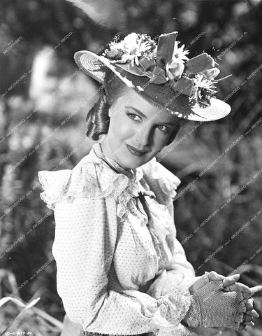 Dorothy Hart - 1947 film Gunfighters - 0449-001