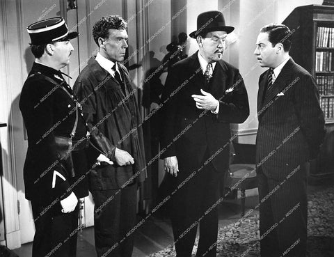 Sidney Toler, Harold Huber, Leo G Carroll, Alphonse Martell - 1939 film Charlie Chan City in Darkness - 0449-032