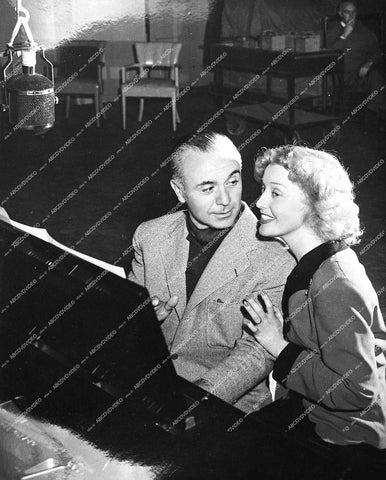 Jeanette MacDonald, Jose Iturbi at the piano - 1948 film Three Daring Daughters - 0452-033