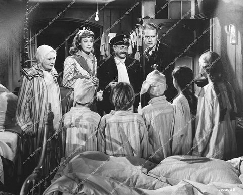 Jeanette MacDonald, Nelson Eddy, Leonid Kinskey and the kids - 1942 film I Married an Angel - 0453-024
