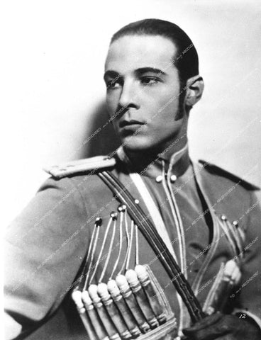 Rudolph Valentino - 1925 silent film The Eagle - 0460-032