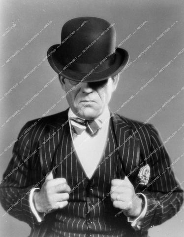 Lon Chaney Sr - 1928 silent film The Big City - 0462-012
