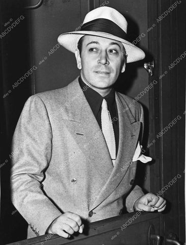 news photo candid George Raft 475-18