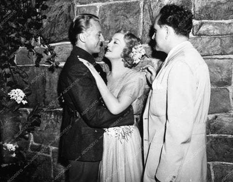 Size: 8x10