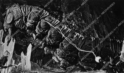 giant insect alien creature film First Men in the Moon - 11002-021