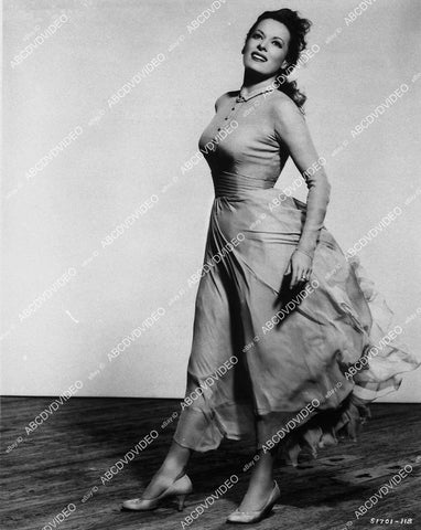 Maureen O'Hara portrait - 11002-026