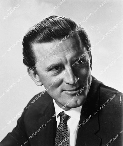 Kirk Douglas portrait - 11003-025