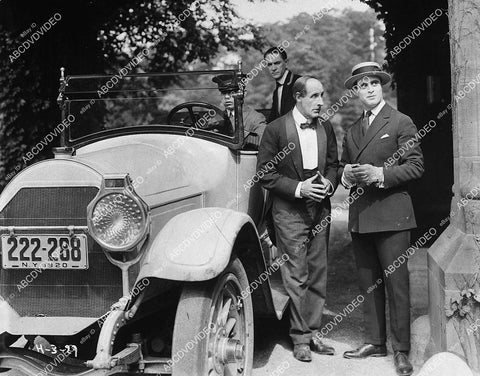 George Walsh, Virginia Valli, Byron Douglas silent film The Plunger - 11005-034