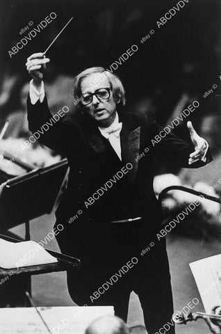 music Andre Previn conducting the orchestra - 11008-007