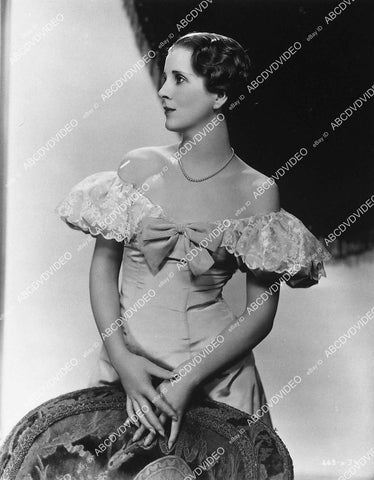 Diana Wynyard portrait - 11011-031
