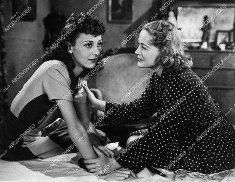 Ann Dvorak and co-star unknown film - 11012-020