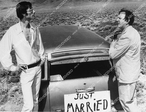 Anthony James, Arthur Malet just married film Vanishing Point - 11013-020