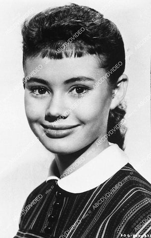 cute Roberta Shore portrait - 11015-004