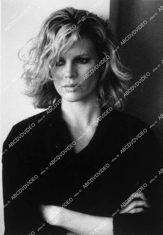 Kim Basinger portrait - 11016-035