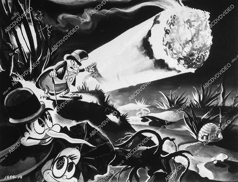 animated characters insects in Fleischer cartoon film Mr Bug Goes to Town - 11019-008