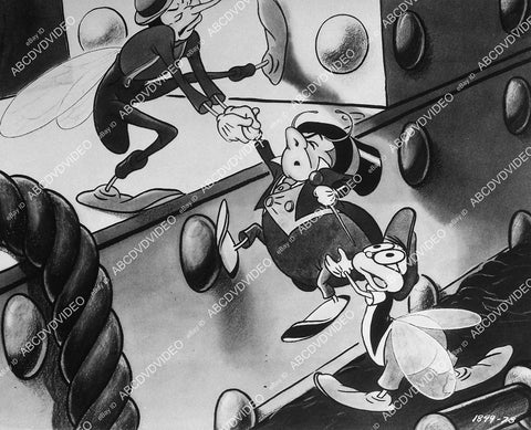 animated characters insects in Fleischer cartoon film Mr Bug Goes to Town - 11019-016