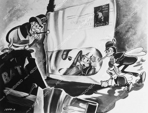 animated characters insects in Fleischer cartoon film Mr Bug Goes to Town - 11019-028