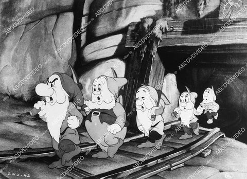 animated characters cartoon film Snow White - 11022-014