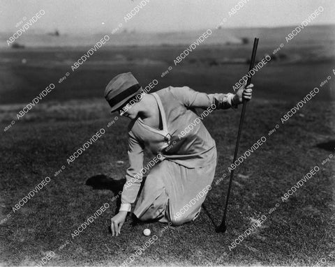 candid Irene Rich on the golf course - 11031-034