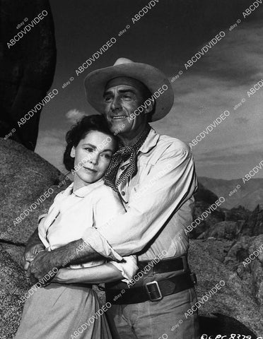 Randolph Scott, Maureen O'Sullivan film The Tall T - 11033-008