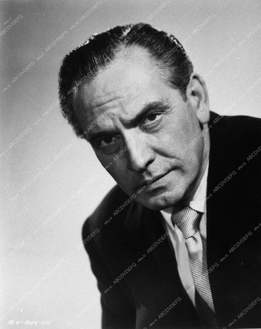 Fredric March portrait 11037-19 - 11037-19