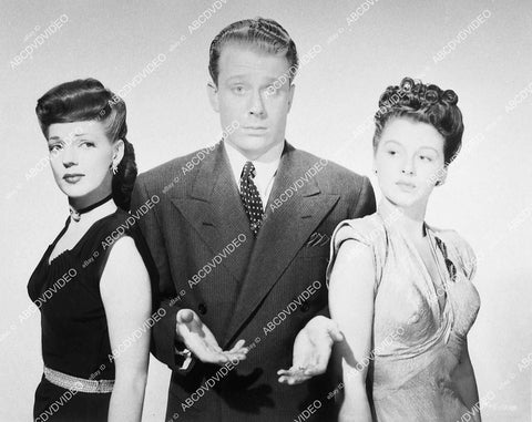 Anne Gwynne, David Bruce, Vivian Austin film Moon Over Las Vegas - 11041-035