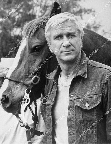 Leslie Nielsen w horse TV Hawaii 5-O - 11042-007