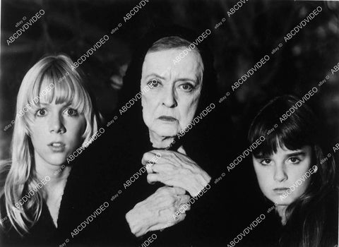 Lynn-Holly Johnson, Bette Davis, Kyle Richards film The Watcher in the Woods - 11045-003